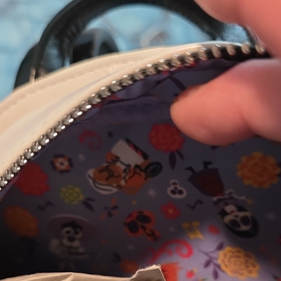 Loungefly Backpack Colorful Skull Backpack - Picture 6 of 6